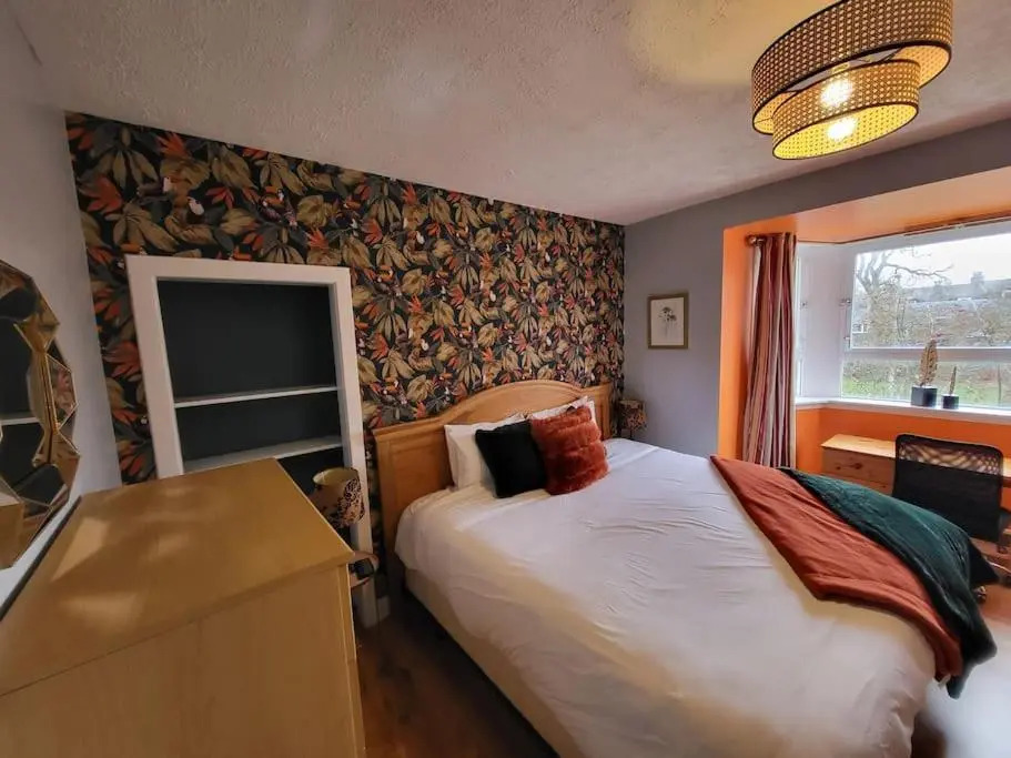 4 Bedroom Apts at Sensational Stay Serviced Accommodation Aberdeen- Powis Crescent