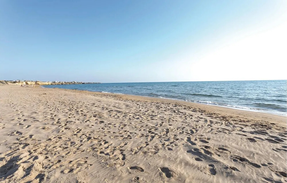 Lovely Home In Ragusa With Outdoor Swimming Pool
