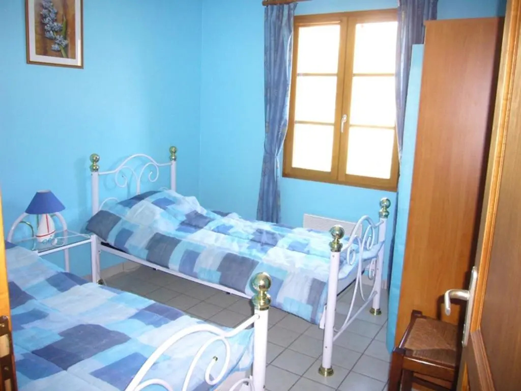 Villa de Plain-Pied avec Jardin Clos, Proche Plage et Commerces, Animaux Admis - FR-1-482-43