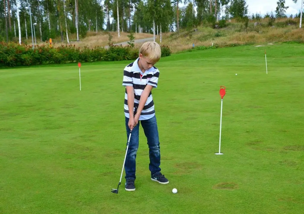 Tiiringolf Cottages