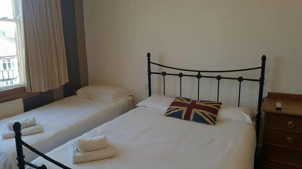 Syston Guest House
