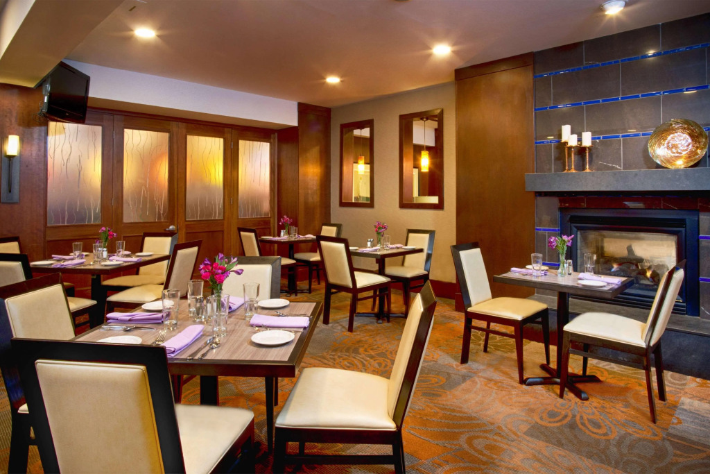 DoubleTree by Hilton Norwalk