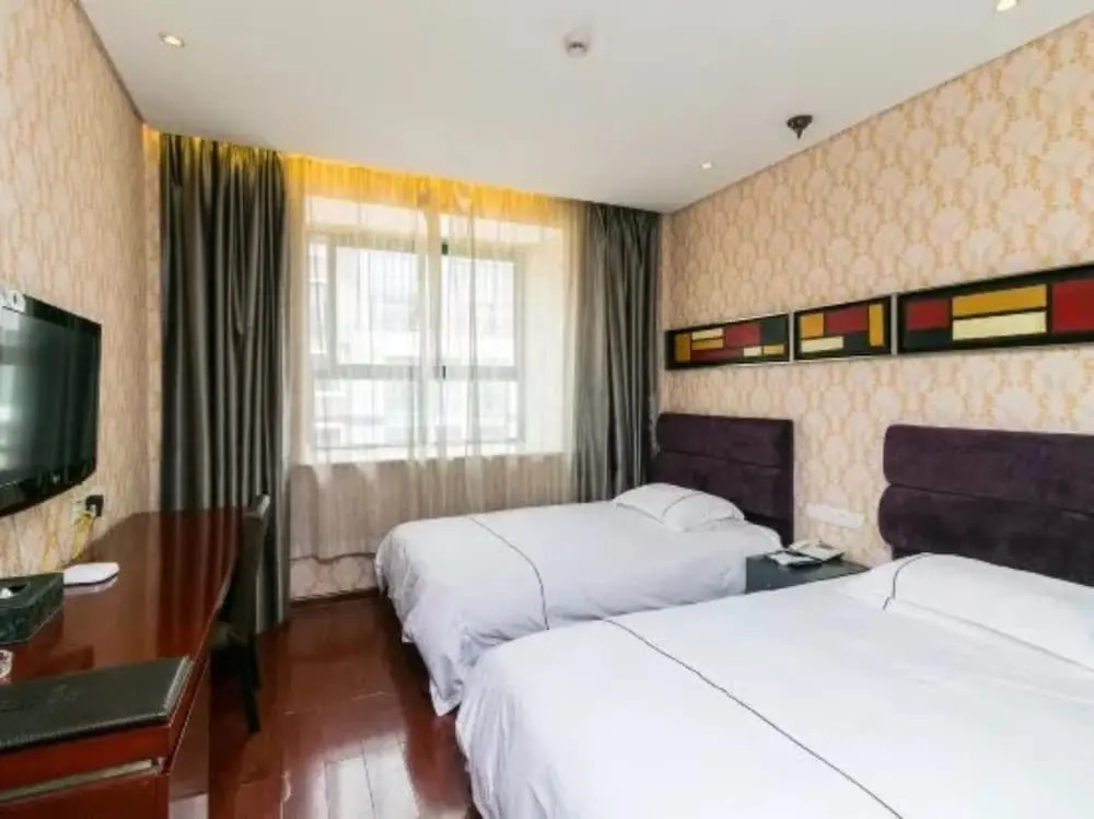 Yiwu Bai Heng Hotel