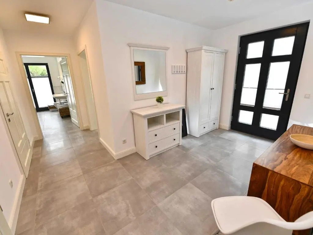Villa LEVANTE in Binz - Gartenwohnung mit Kamin, Sauna, Terrasse