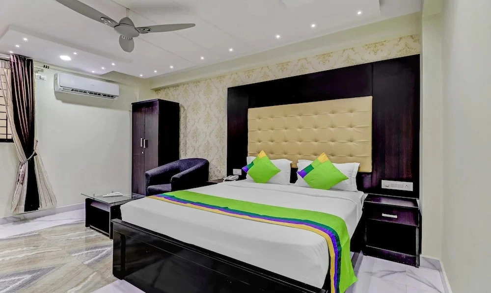 Roxel Inn GR Residency by Treebo Hotels