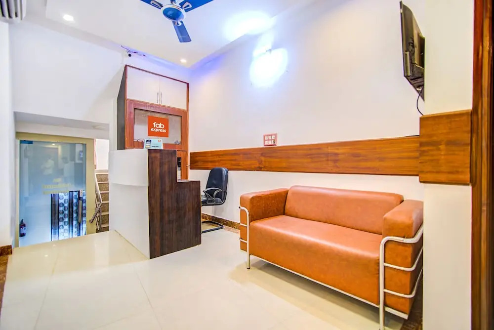 FabExpress D Comfort Residency
