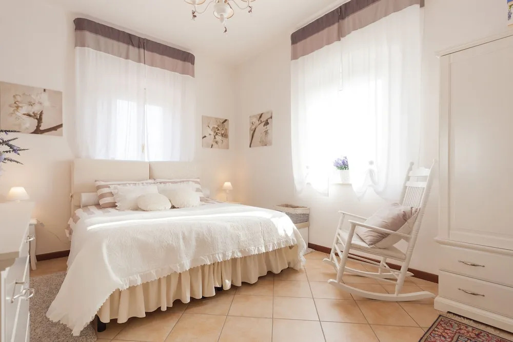 Nina Guest House