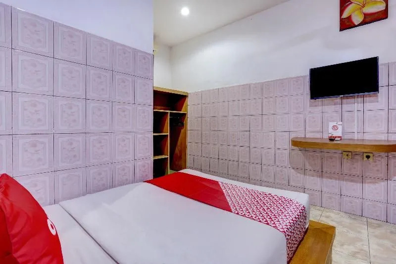 OYO 90201 Hotel Bina Artha