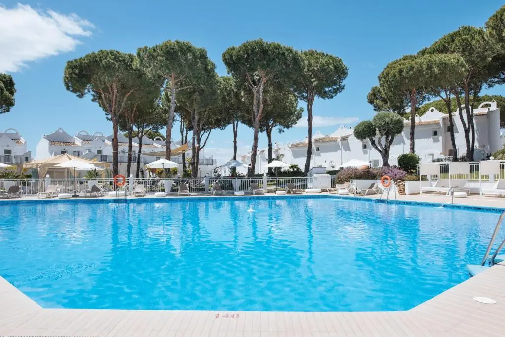 Casa Marcona 2 BR with terraces and pool