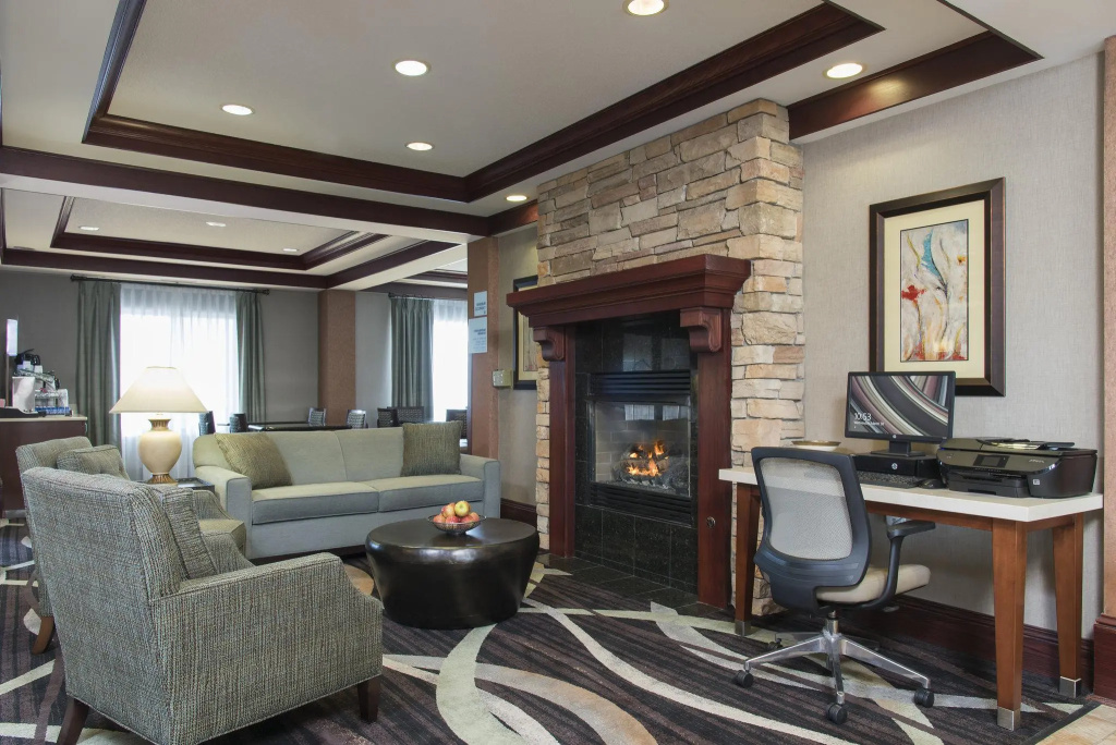 Holiday Inn Express Gas City by IHG