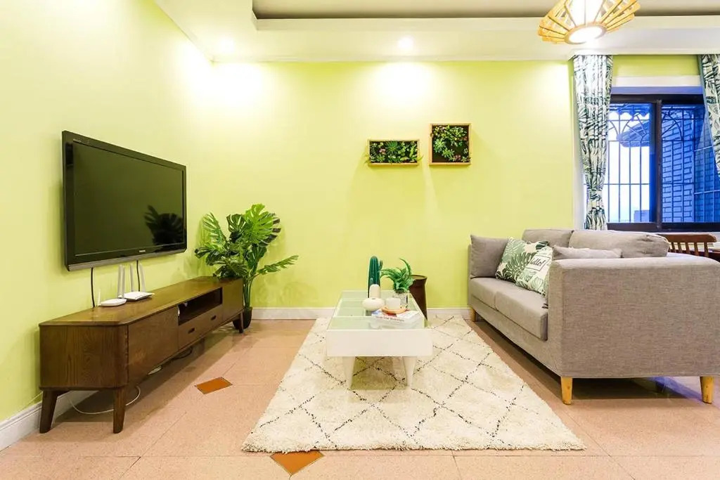Chongqing Yuzhong·Hongya Cave· Locals Apartment 00134800