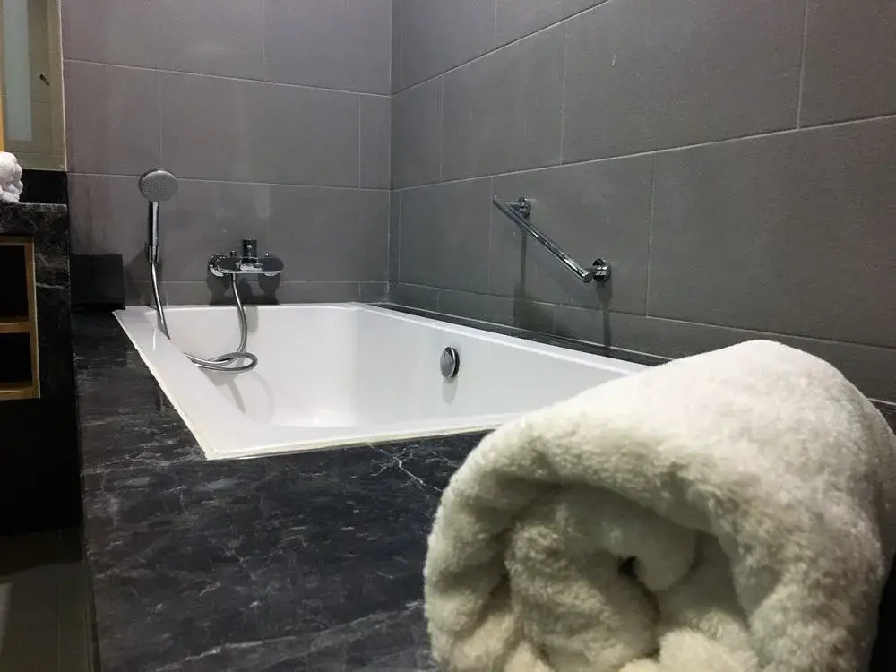 KL Short Stay @ Fraser Residence