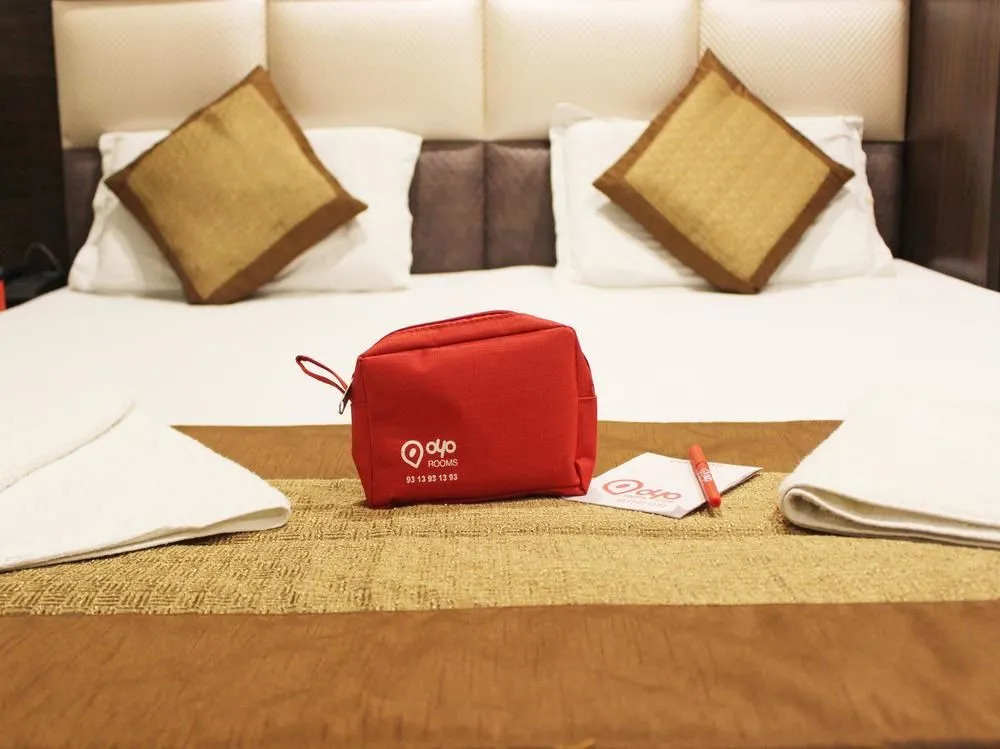 Hotel S B Inn Near New Delhi railway Station Paharganj