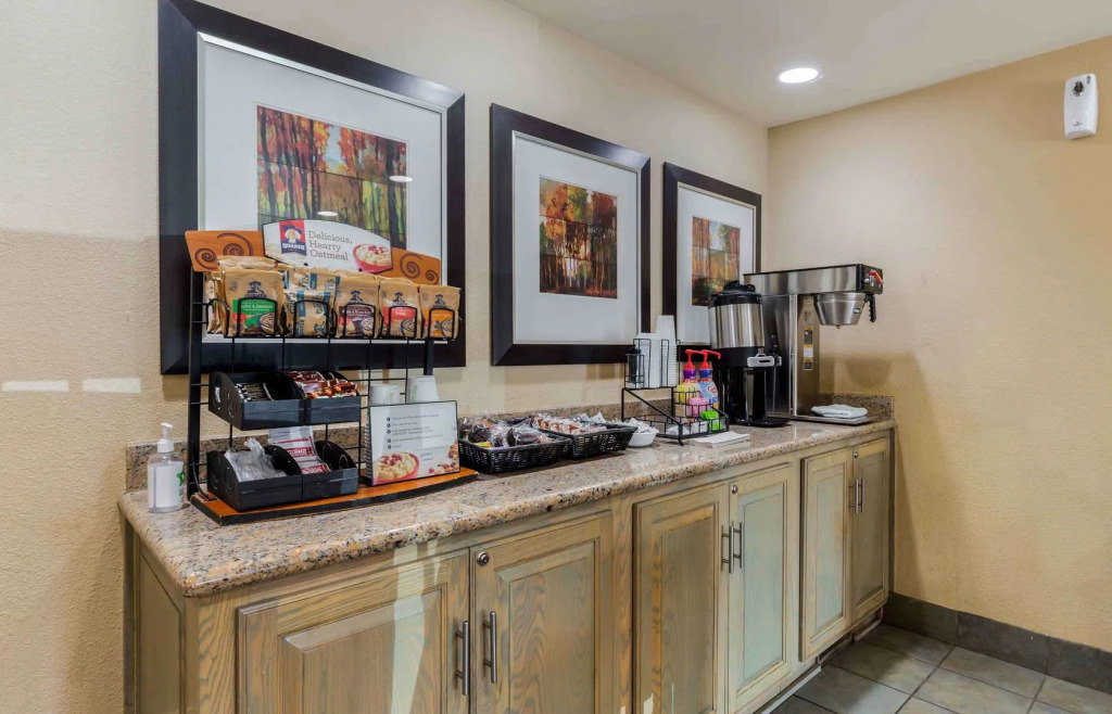Studio 6 Suites Greenville, SC - Haywood Mall