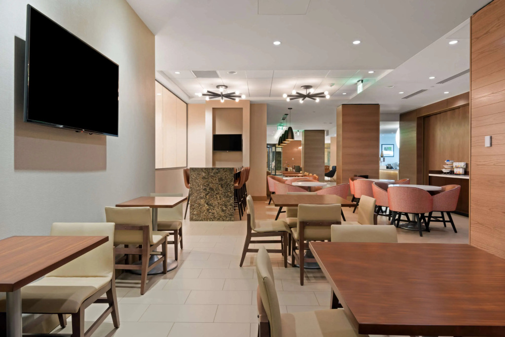 Hyatt House Denver Downtown