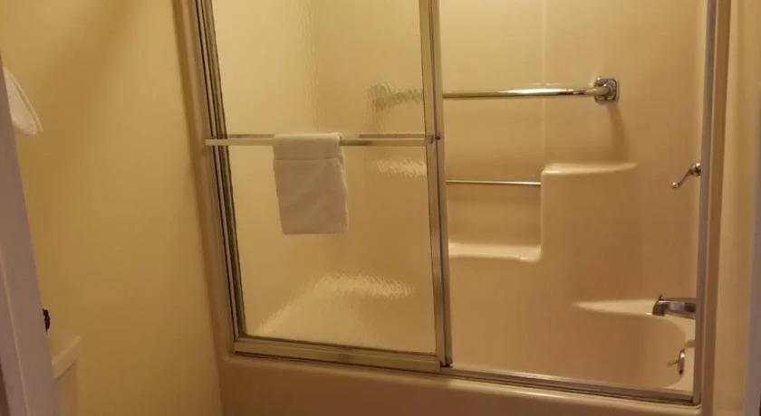 Classic Inn Lancaster