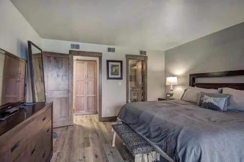241C Mountain Side Condo