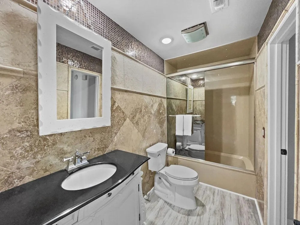 Linkside 3 Bedroom Townhouse by Redawning