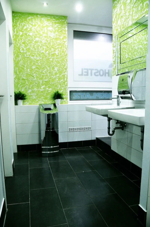 G1 Hostel HH-City