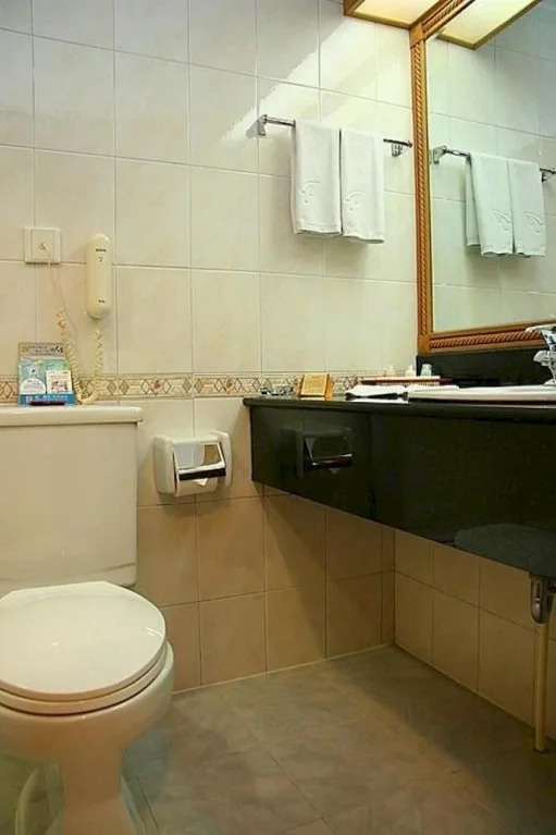 Maxcourt Hotel