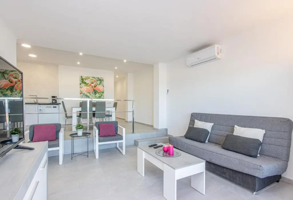 Apart-rent Apartamento Gran reserva renovado 0076