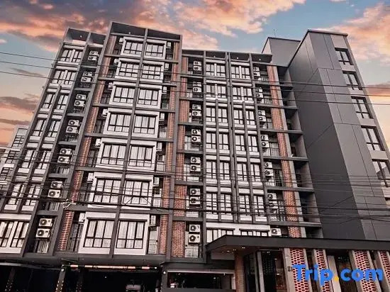 J5 Hotel