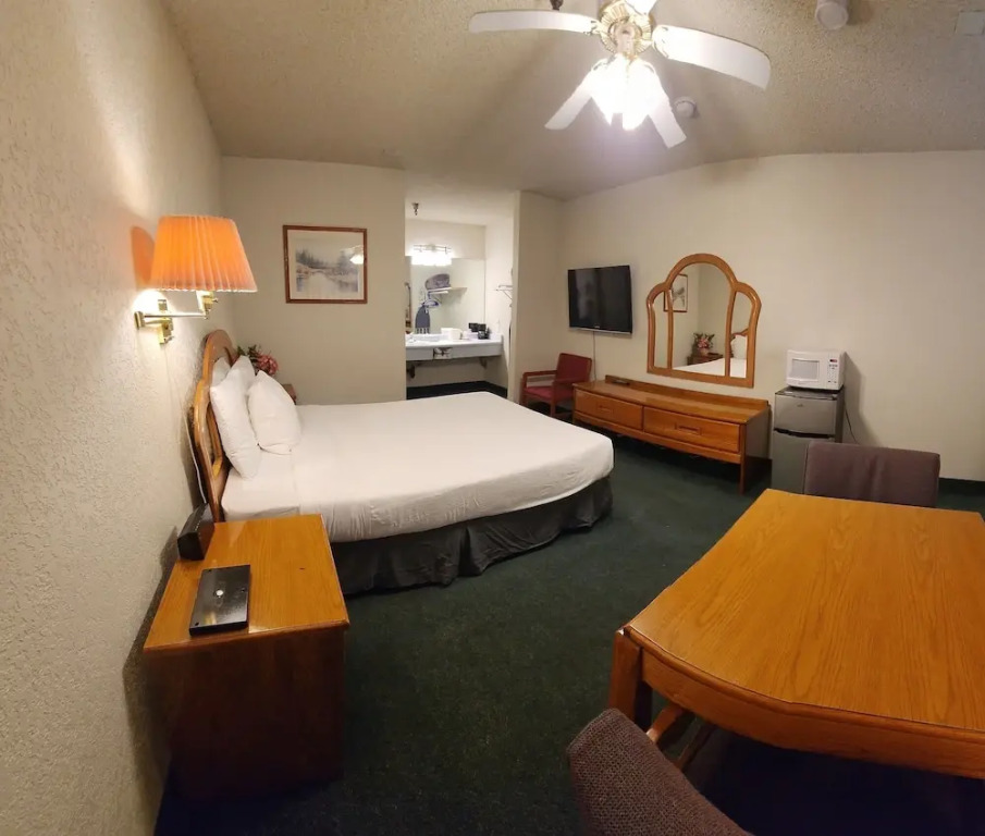Formosa Inn