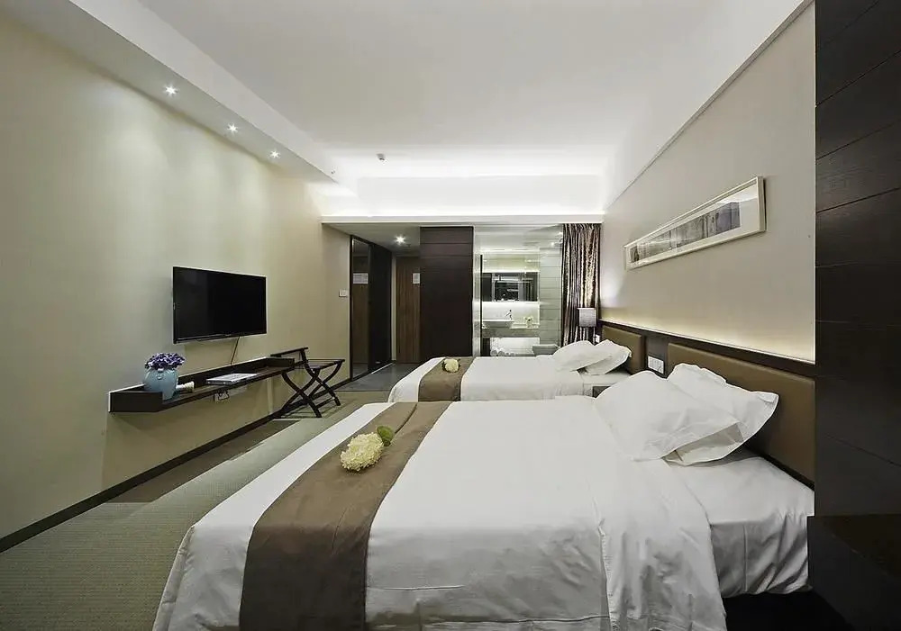 Luminous Jade Hotel