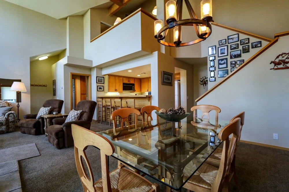 Snowcreek 878 2 Bedrooms 3 Bathrooms Condo