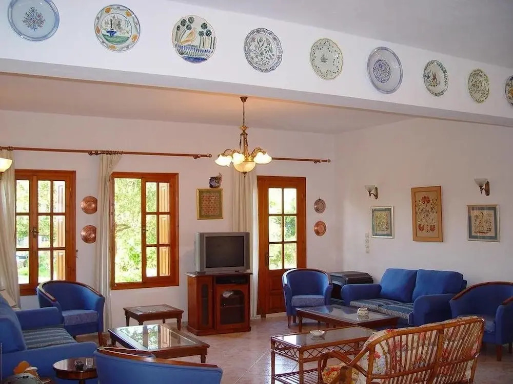 Deidamia Hotel