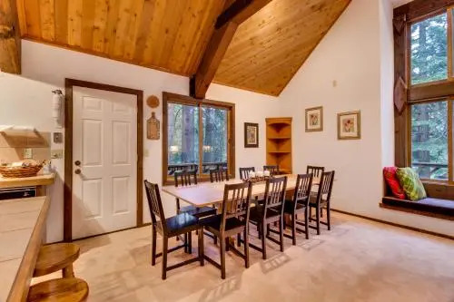Serenity at Tahoe Donner | Peaceful, Close to Ski & Lake