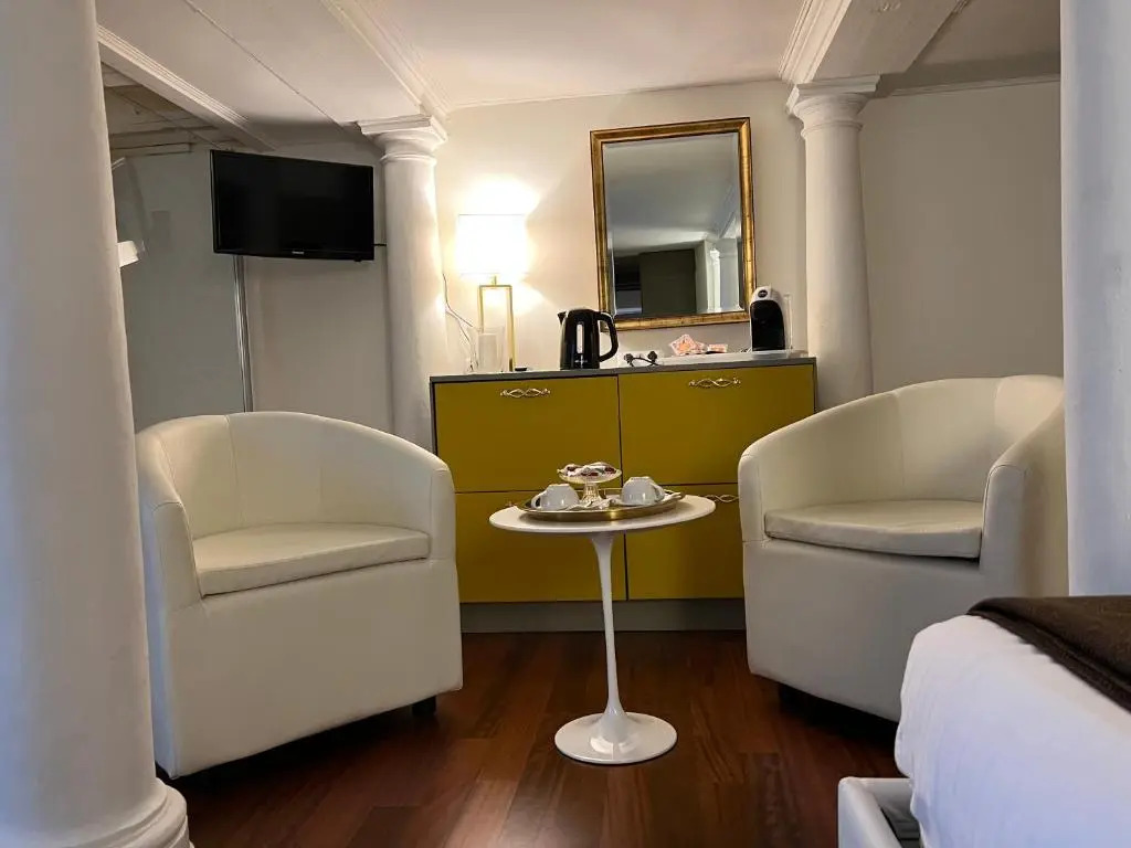 Cavour44 - Palazzo Canossa