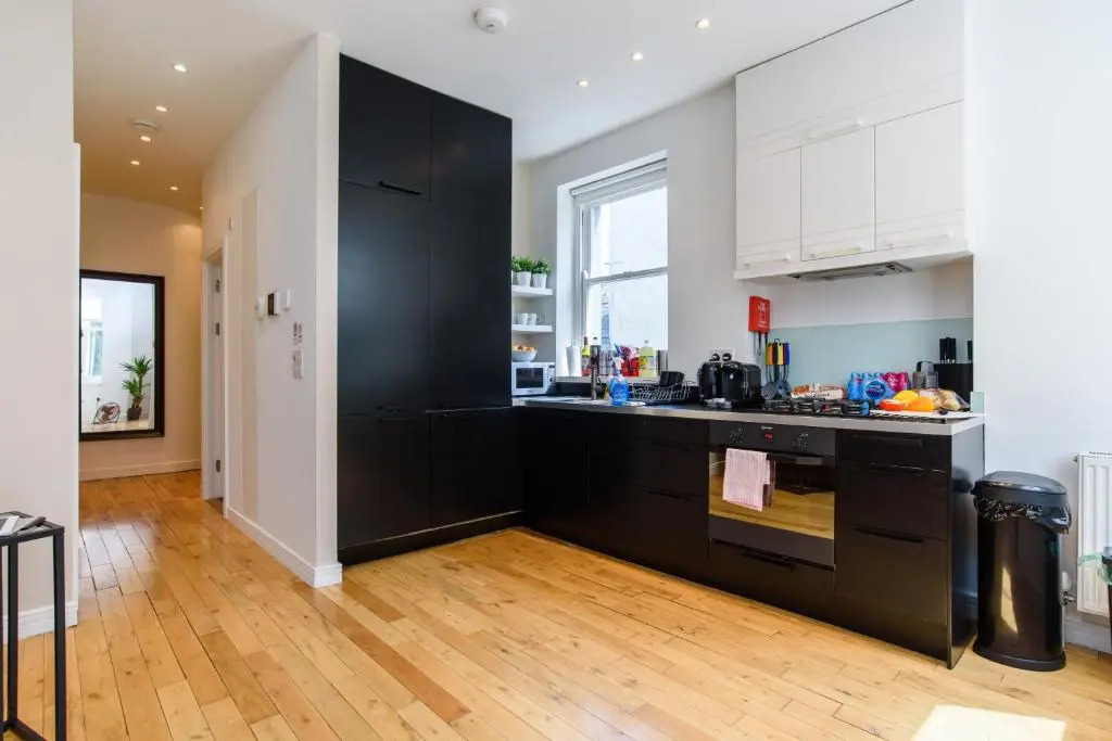 Oakfield Premier Apartments-High Speed WiFi-Smart SelfCheckIn-Central Cardiff Gem