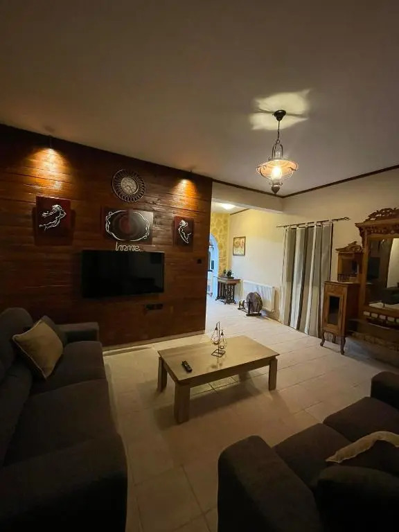 MariArodes House