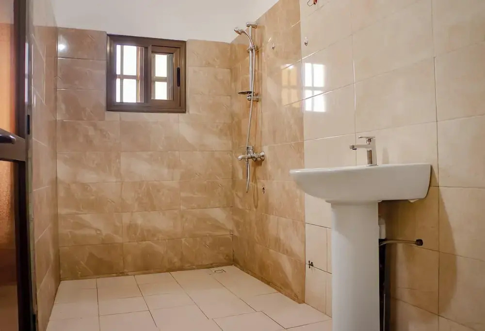 Lome City Apartment - 3 Bedrooms