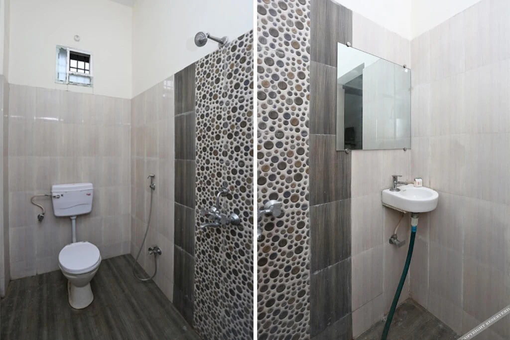 OYO 12376 Hotel Dhanraj