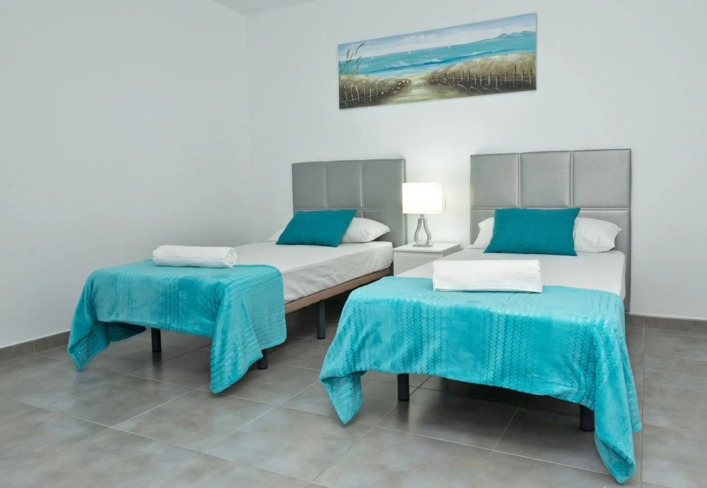 Villa Bellamar Large Heated Private Pool Walk to Beach Wifi Car Not Required - 3093