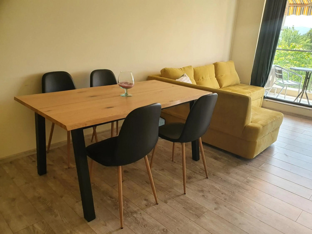 New Apartment at a Great Location