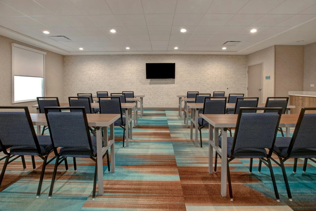 Home2 Suites By Hilton Loves Park Rockford