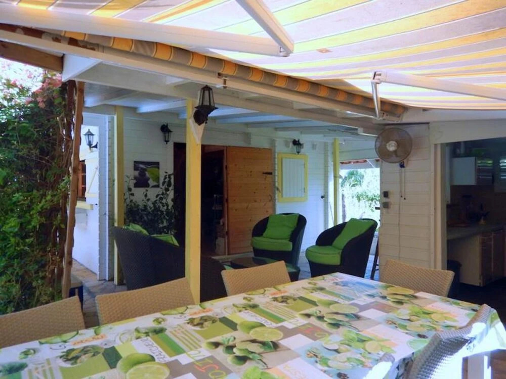 Chalet with One Bedroom in Le Vauclin, with Private Pool, Enclosed Garden And Wifi - 150 M From the Beach