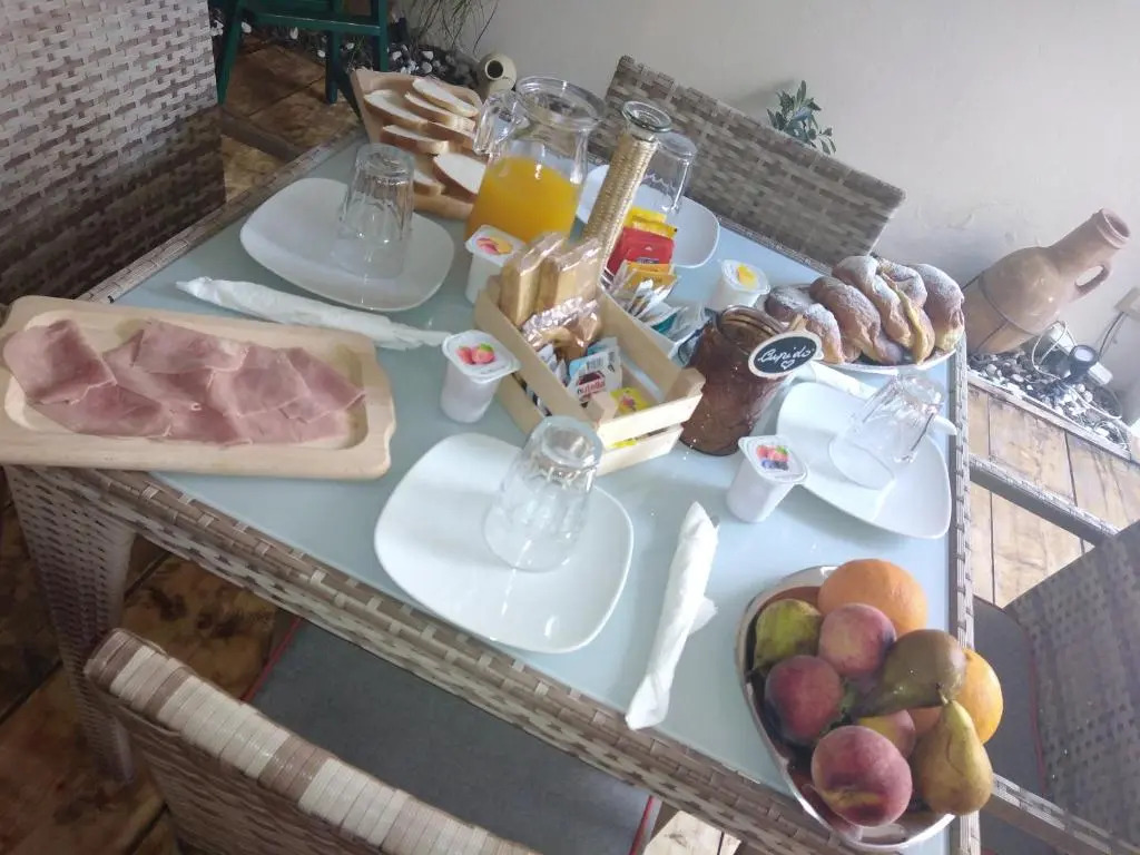 V&V Suite & Breakfast