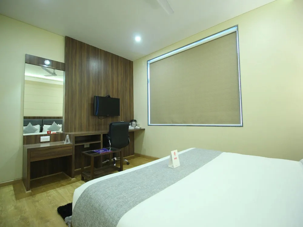 Hotel Limra Vadodara