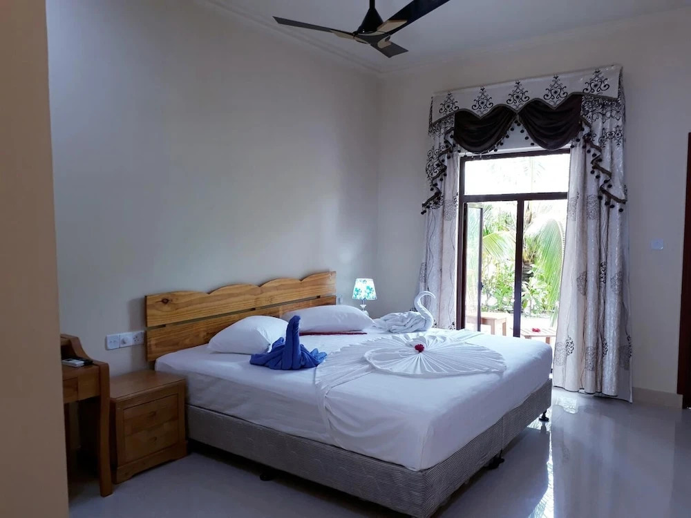 Sunrise Inn