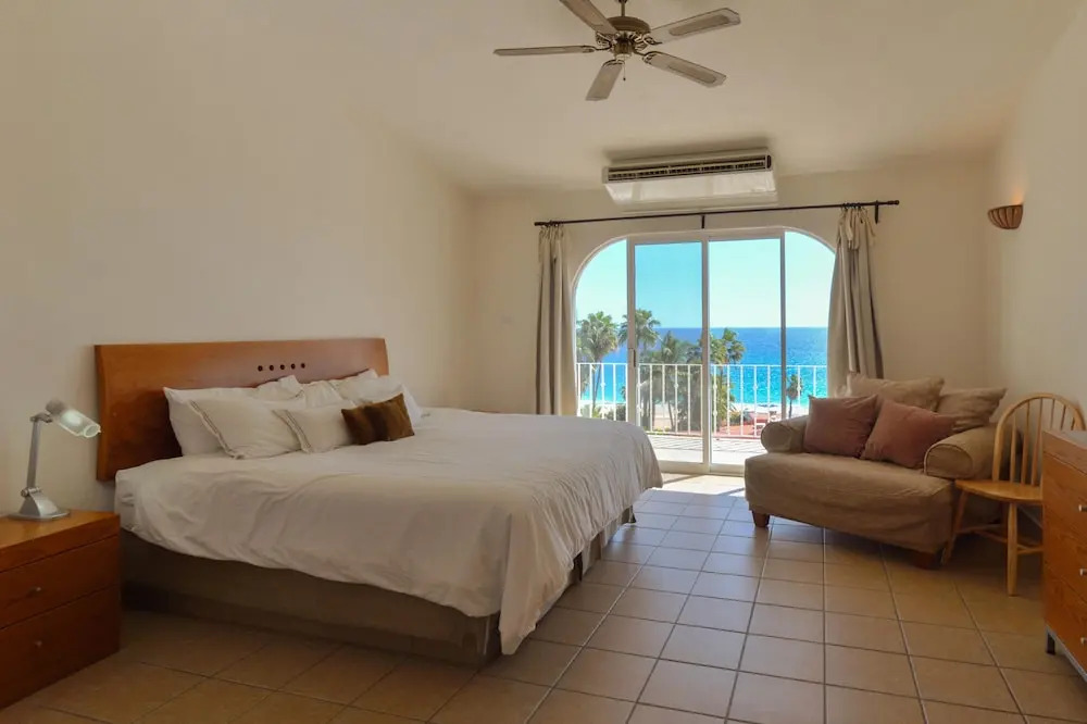Family&Groups Steps from Beach, Villa Oceano, 4 BR