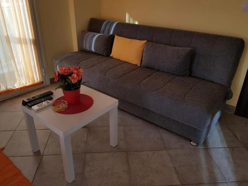 Trapeza Apartment and Studio