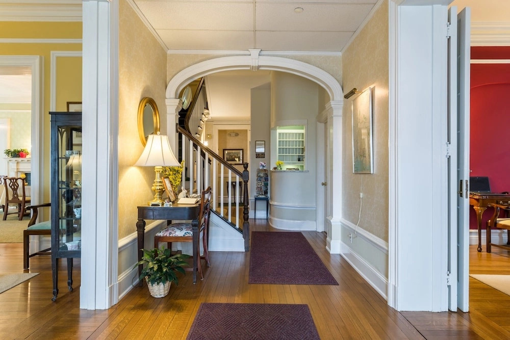 Stanton House Inn