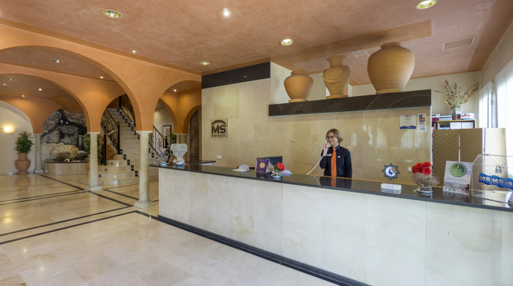 Hotel Fuente Las Piedras