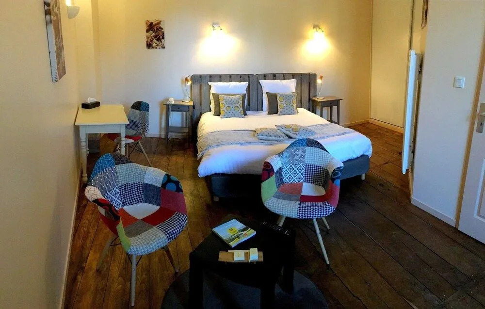 Logis Hôtel Restaurant La Châtellenie