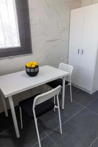 Apartamentos Maruja Roig 1