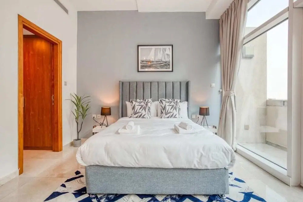 Chic & Cosy Apartment in Bay Square
